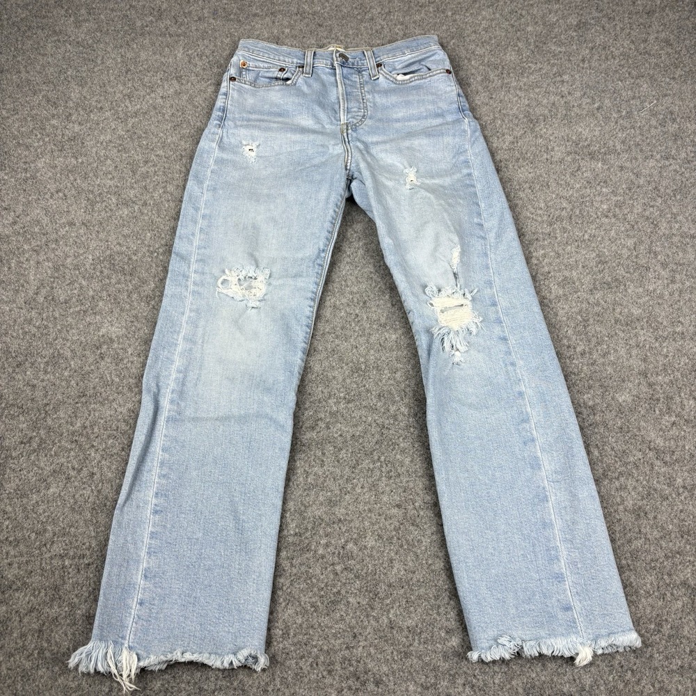 Levi's Wedgie Straight Jeans Women's 27 Light Wash Distressed Frayed Hems Denim